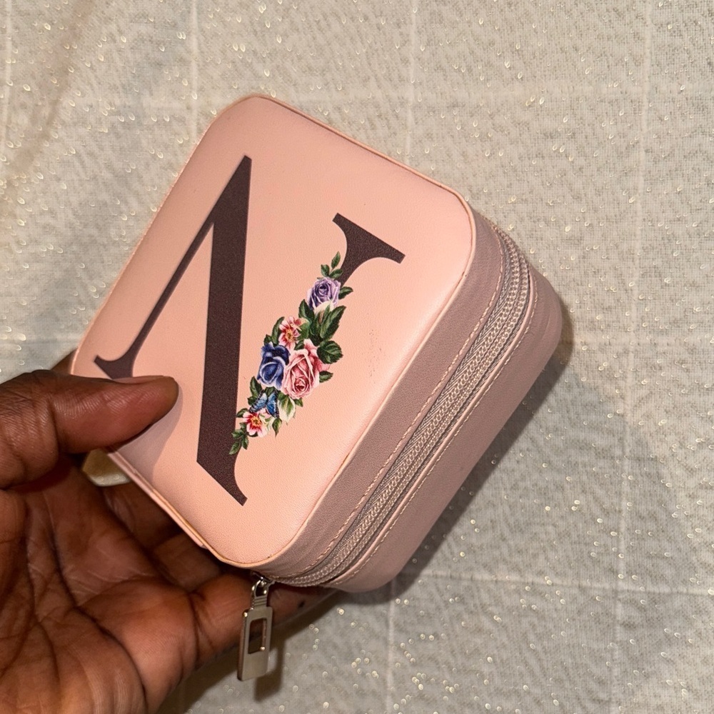 Elegant Pink Floral Laptop Case - Picture 6 of 6
